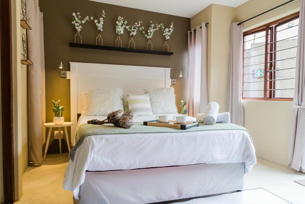 Mariu Upmarket Accommodation 넬스프리트 외부 사진