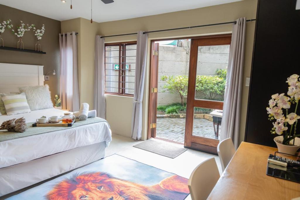 Mariu Upmarket Accommodation 넬스프리트 외부 사진