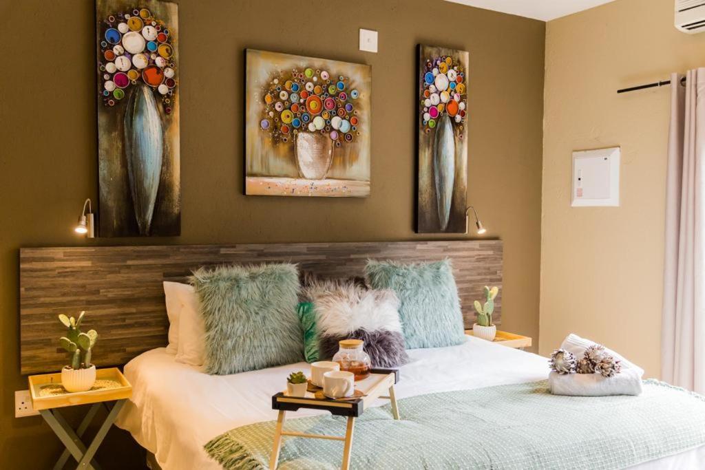 Mariu Upmarket Accommodation 넬스프리트 외부 사진